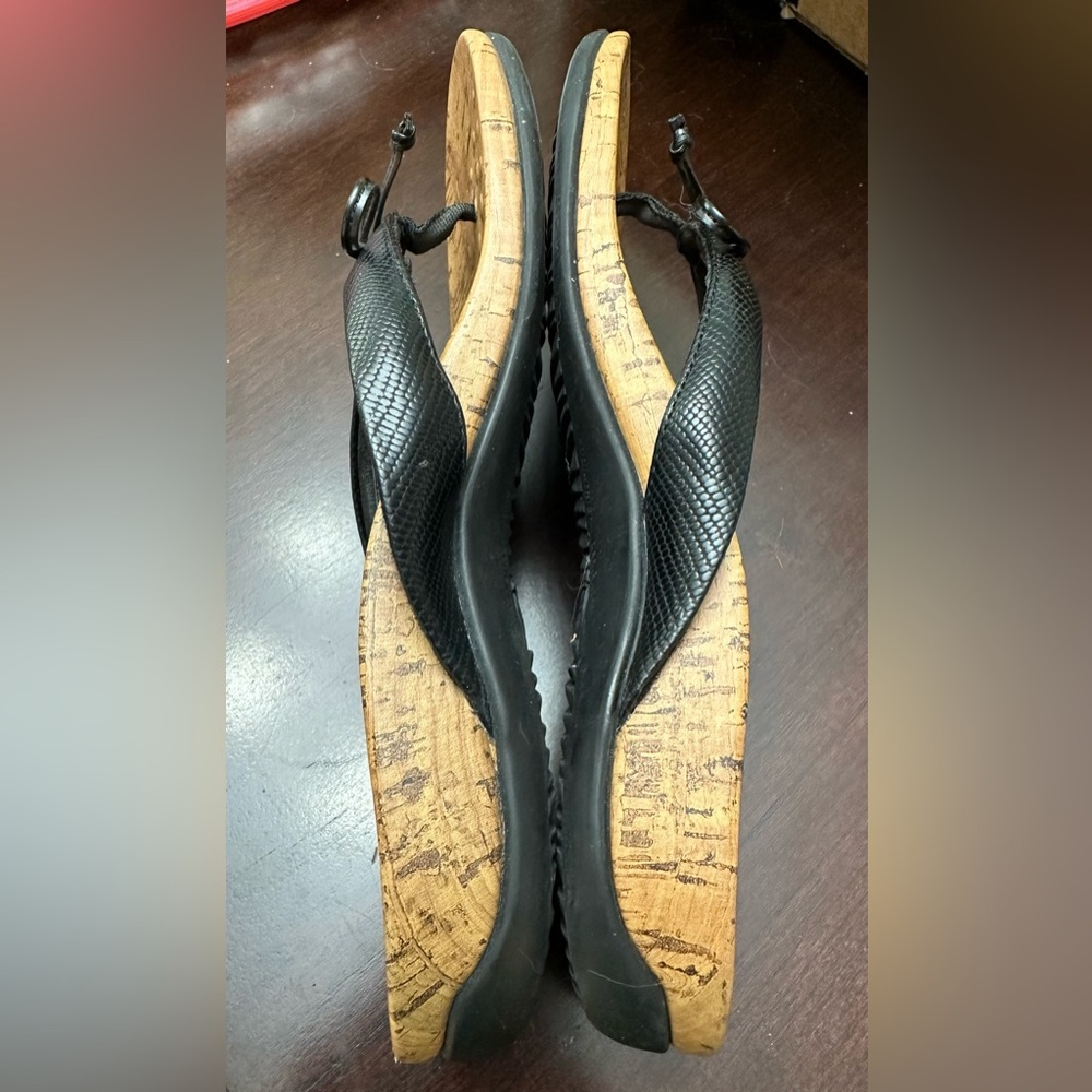 Vionic Black Bella Bow Sandal